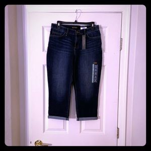 Lee denim capris NWT!
